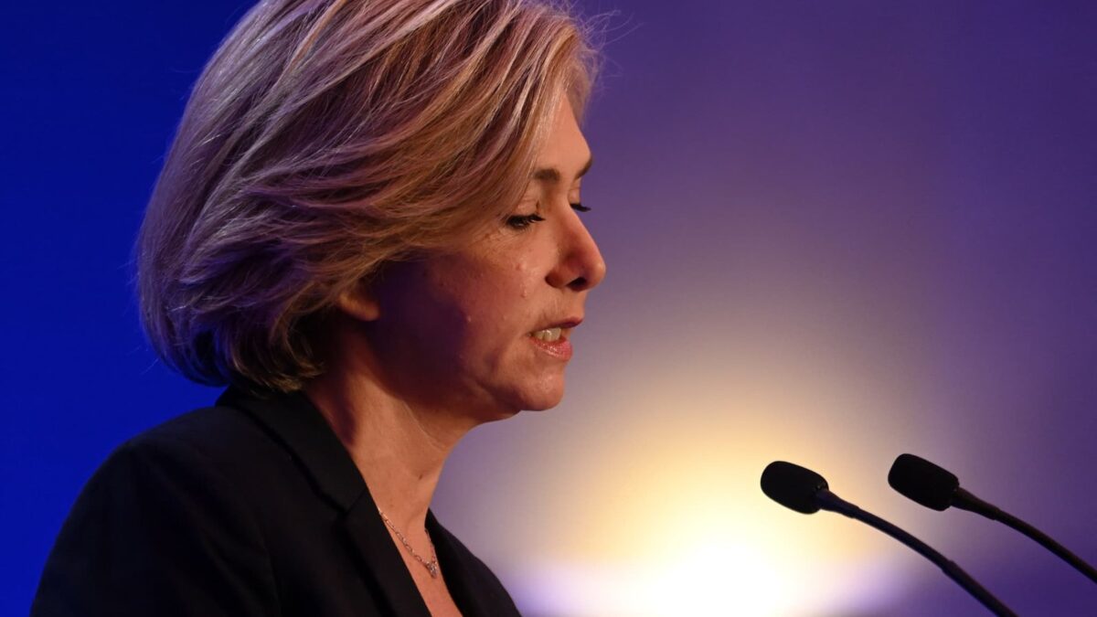 Valérie Pécresse œil de verre