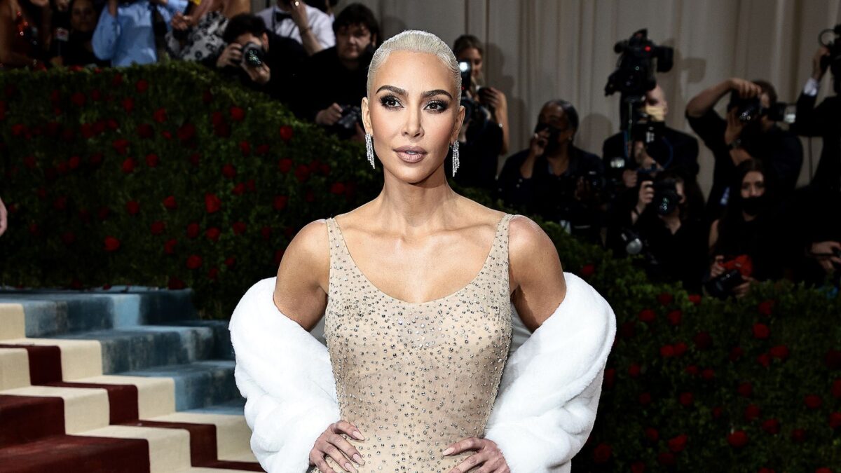 Kim Kardashian aurait-elle endommagé la robe de Marilyn Monroe ?