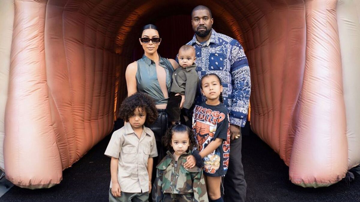 Malgré le divorce, Kim Kardashian dédie un post à Kanye pour la fête des pères