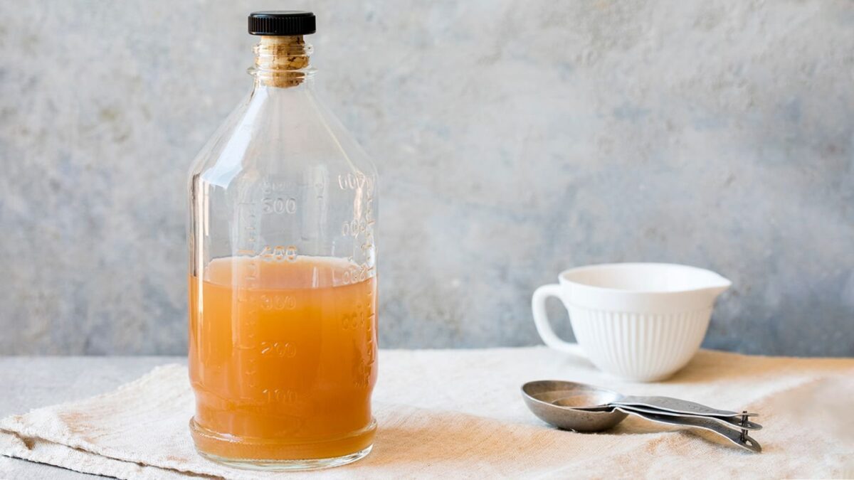 Vinaigre de cidre de pomme : avantages, effets secondaires, utilisations, posologie et plus encore