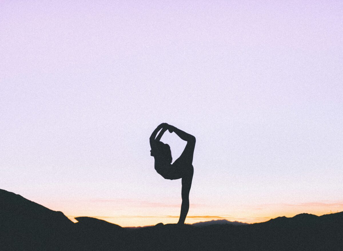 Le yoga aérien : la nouvelle tendance à Toulouse ?