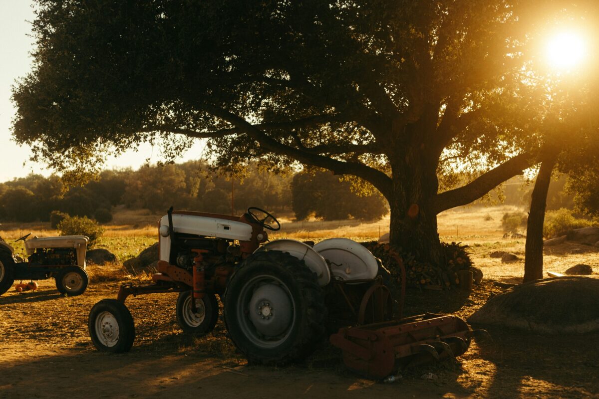 découvrez les indicateurs de tracteurs les plus efficaces pour améliorer vos performances agricoles avec nos solutions innovantes.