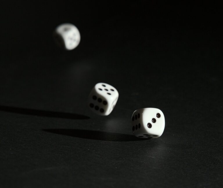 découvrez la chance et la fortune avec luck, un titre captivant qui vous emmènera dans un voyage plein de surprises et d'aventures.