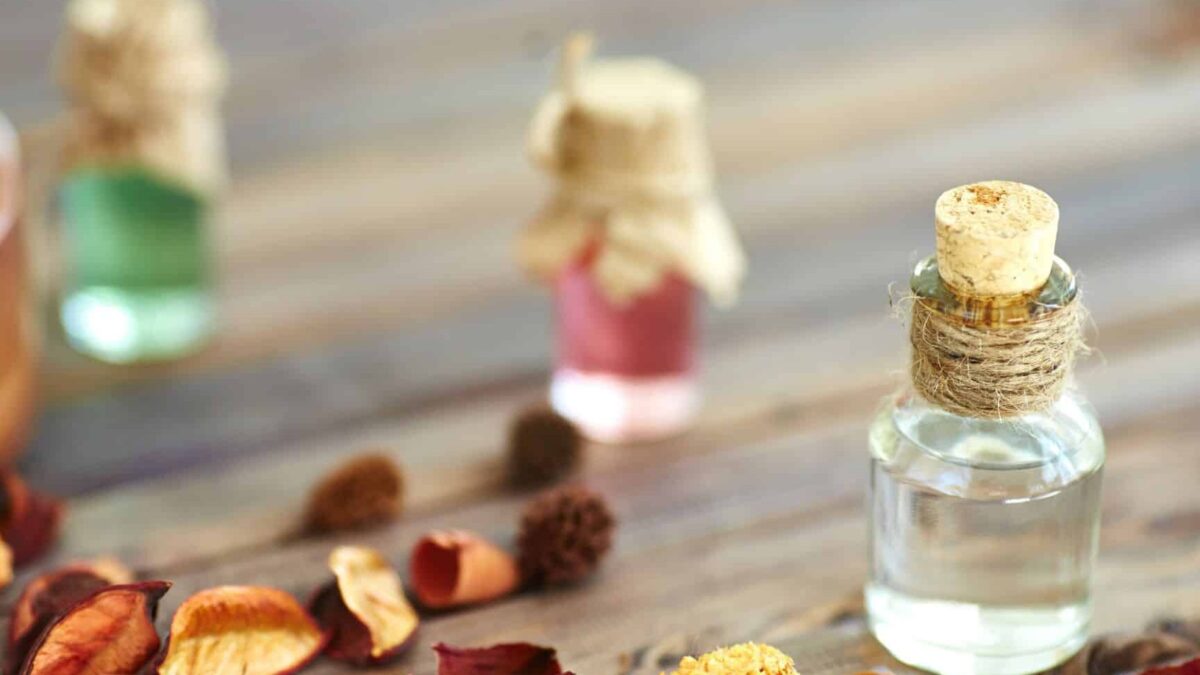Secrets d’antan : Remèdes de grand-mère pour restaurer la clarté de votre eau de piscine verte